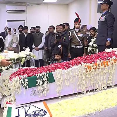 Former PM Manmohan Singh cremated with full state honours